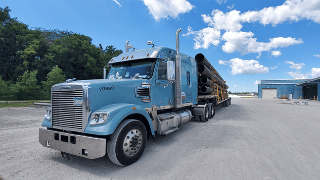 Step-deck-trailer-fully-loaded